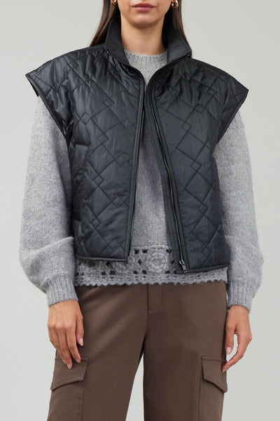 Over shoulder Diamond Quilt Puffer Vest