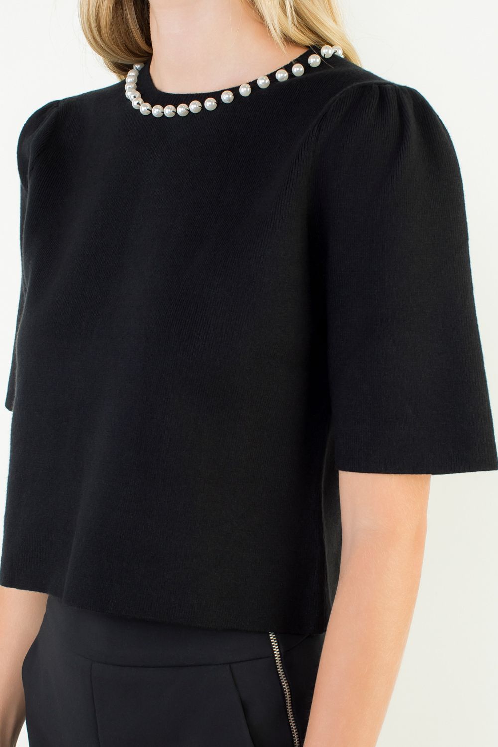Pearl Poise Cropped Top